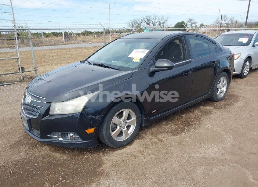 Photo 2 of 2013 Chevrolet Cruze 1LT AUTO (VIN 1G1PC5SB3D7287213)