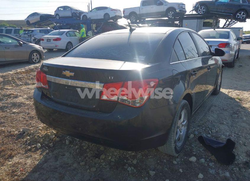 Photo 4 of 2014 Chevrolet Cruze 1LT AUTO (VIN 1G1PC5SB3E7101509)