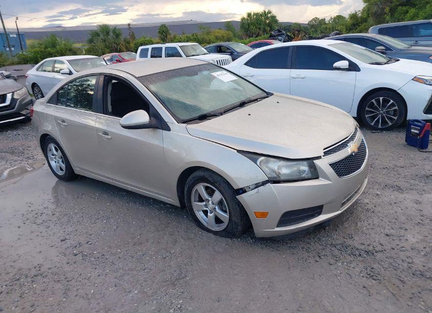 2014 Chevrolet Cruze 1LT AUTO (VIN 1G1PC5SB3E7103101) main photo