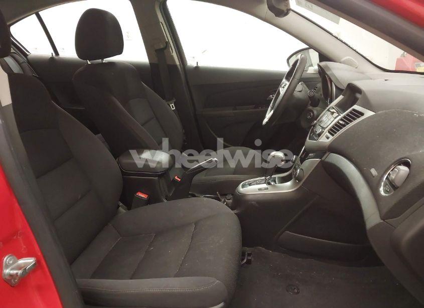 Photo 5 of 2014 Chevrolet Cruze 1LT AUTO (VIN 1G1PC5SB3E7108461)