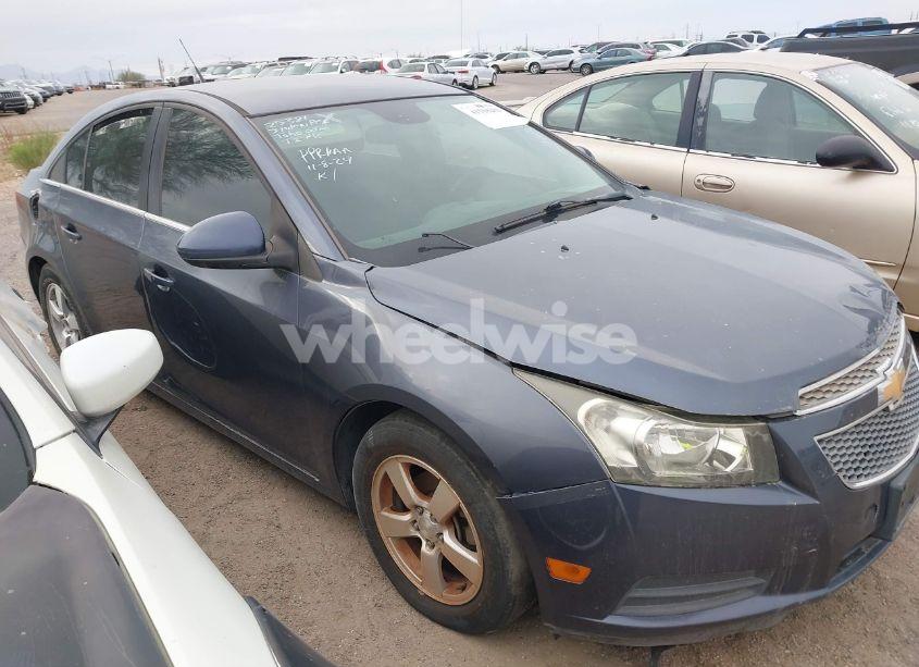 2014 Chevrolet Cruze 1LT AUTO (VIN 1G1PC5SB3E7131948) main photo