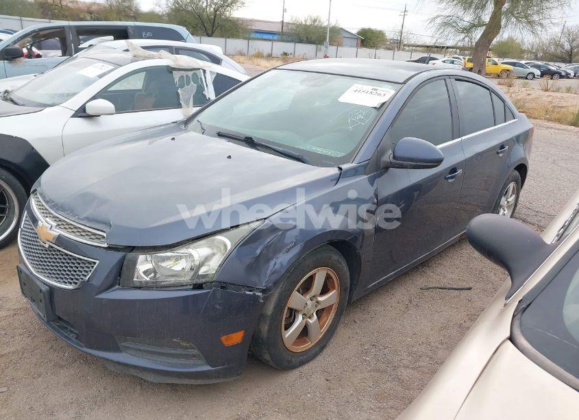 Photo 2 of 2014 Chevrolet Cruze 1LT AUTO (VIN 1G1PC5SB3E7131948)