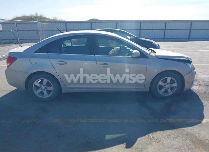 Photo 13 of 2014 Chevrolet Cruze 1LT AUTO (VIN 1G1PC5SB3E7147647)