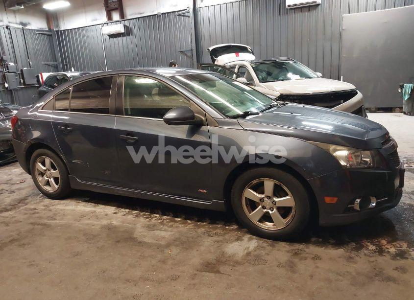 Photo 13 of 2014 Chevrolet Cruze 1LT AUTO (VIN 1G1PC5SB3E7162908)