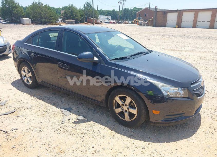 2014 Chevrolet Cruze 1LT AUTO (VIN 1G1PC5SB3E7187386) main photo