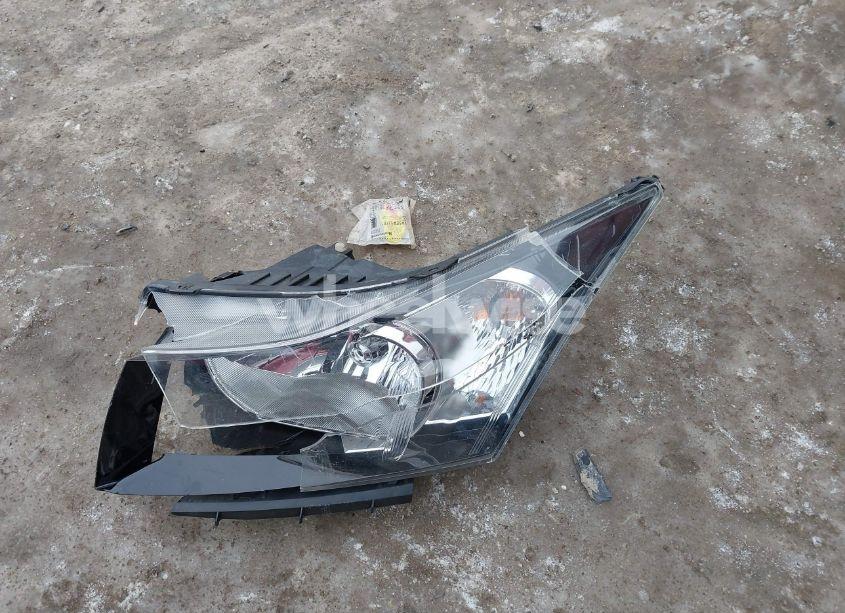 Photo 12 of 2014 Chevrolet Cruze 1LT AUTO (VIN 1G1PC5SB3E7207149)