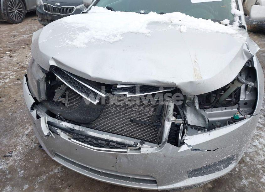 Photo 6 of 2014 Chevrolet Cruze 1LT AUTO (VIN 1G1PC5SB3E7207149)