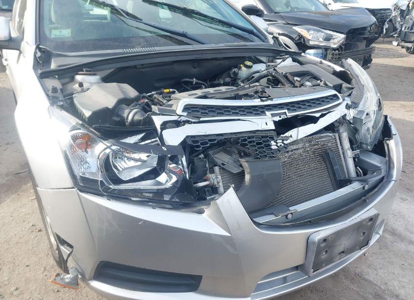 Photo 6 of 2014 Chevrolet Cruze 1LT AUTO (VIN 1G1PC5SB3E7234805)