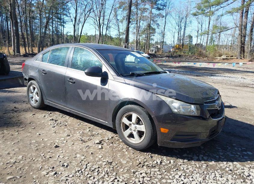 2014 Chevrolet Cruze 1LT AUTO (VIN 1G1PC5SB3E7238613) main photo
