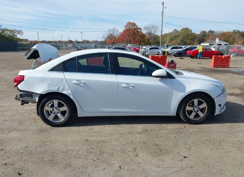 Photo 13 of 2014 Chevrolet Cruze 1LT AUTO (VIN 1G1PC5SB3E7255380)