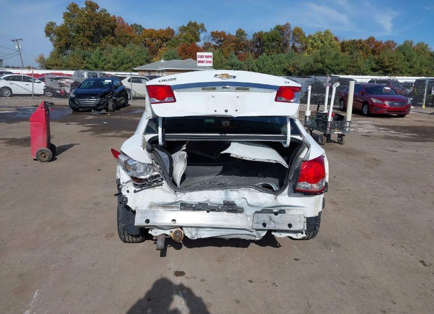 Photo 16 of 2014 Chevrolet Cruze 1LT AUTO (VIN 1G1PC5SB3E7255380)