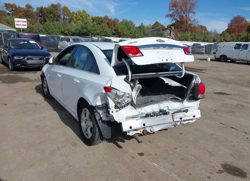Photo 3 of 2014 Chevrolet Cruze 1LT AUTO (VIN 1G1PC5SB3E7255380)