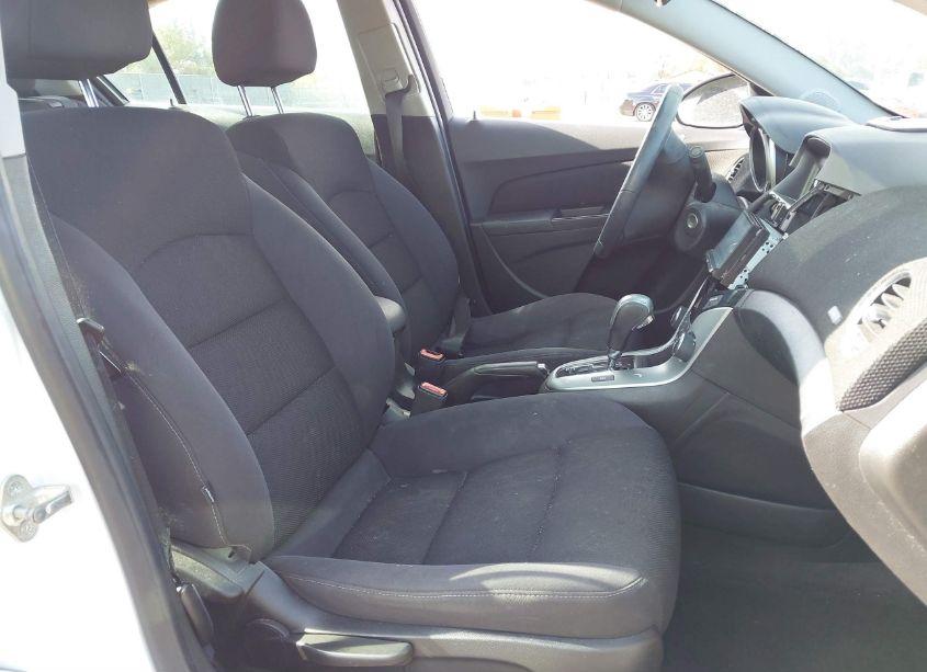 Photo 5 of 2014 Chevrolet Cruze 1LT AUTO (VIN 1G1PC5SB3E7255380)