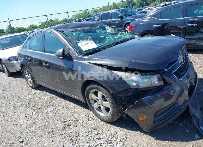 2014 Chevrolet Cruze 1LT AUTO (VIN 1G1PC5SB3E7261793) main photo