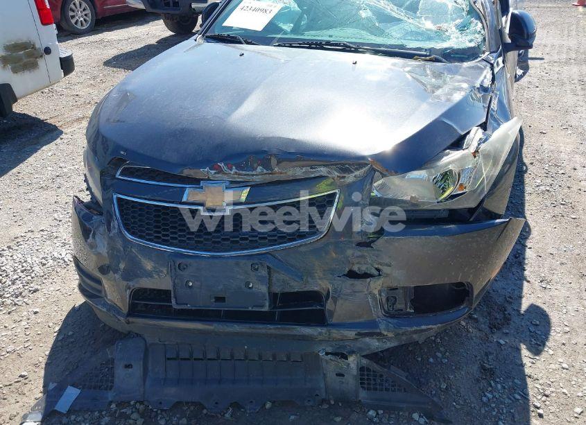 Photo 6 of 2014 Chevrolet Cruze 1LT AUTO (VIN 1G1PC5SB3E7261793)