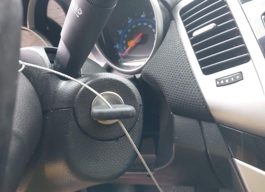 Photo 11 of 2014 Chevrolet Cruze LT (VIN 1G1PC5SB3E7281574)