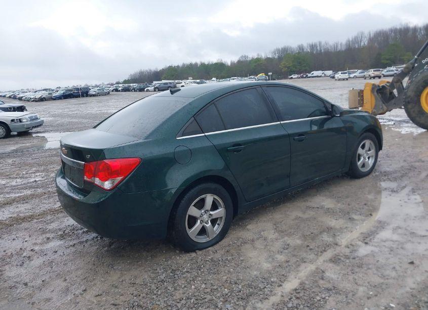 Photo 4 of 2014 Chevrolet Cruze LT (VIN 1G1PC5SB3E7281574)