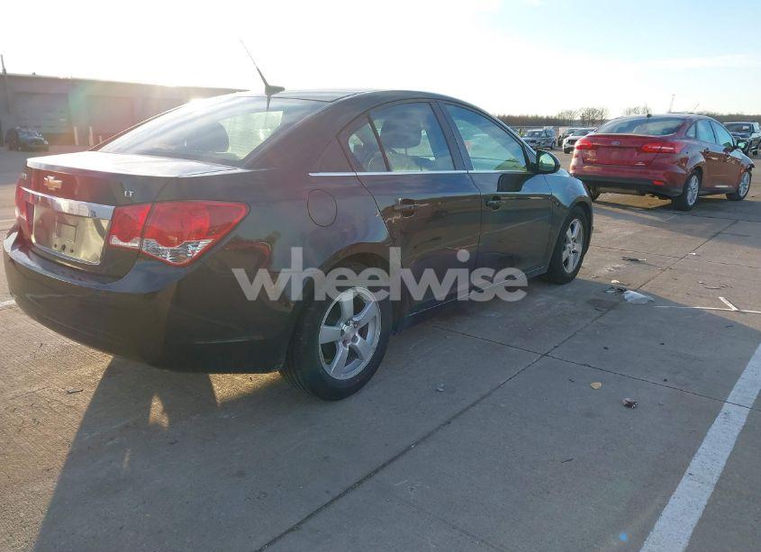Photo 3 of 2014 Chevrolet Cruze 1LT AUTO (VIN 1G1PC5SB3E7291764)