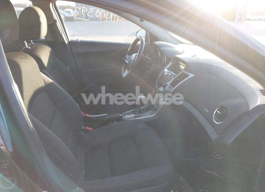 Photo 4 of 2014 Chevrolet Cruze 1LT AUTO (VIN 1G1PC5SB3E7291764)