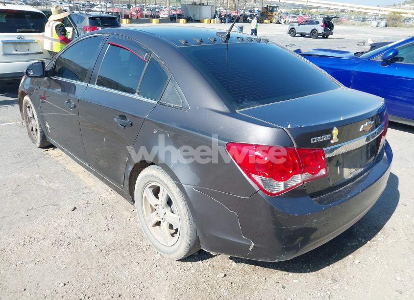 Photo 3 of 2014 Chevrolet Cruze 1LT AUTO (VIN 1G1PC5SB3E7308269)