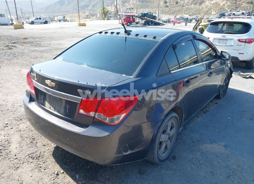 Photo 4 of 2014 Chevrolet Cruze 1LT AUTO (VIN 1G1PC5SB3E7308269)