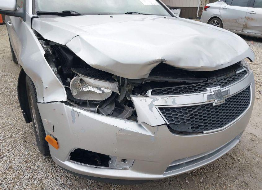 Photo 6 of 2014 Chevrolet Cruze 1LT AUTO (VIN 1G1PC5SB3E7344902)