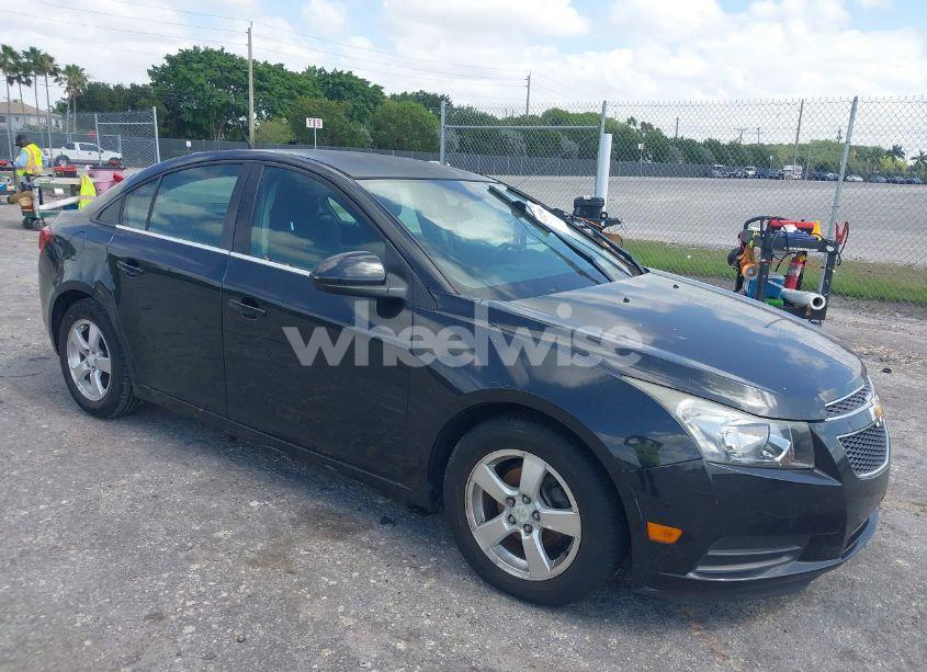 2014 Chevrolet Cruze 1LT AUTO (VIN 1G1PC5SB3E7353714) main photo