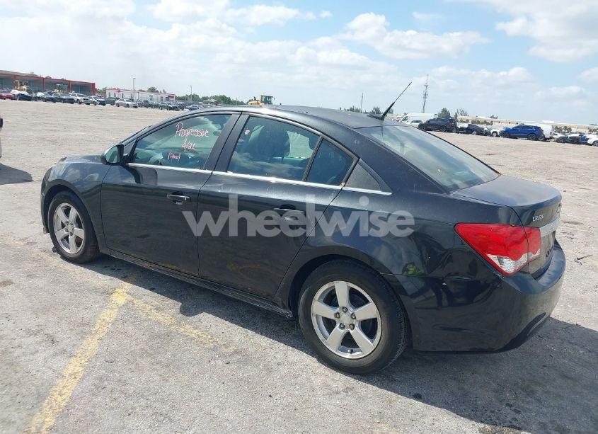 Photo 3 of 2014 Chevrolet Cruze 1LT AUTO (VIN 1G1PC5SB3E7353714)