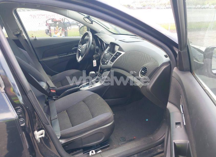 Photo 5 of 2014 Chevrolet Cruze 1LT AUTO (VIN 1G1PC5SB3E7353714)