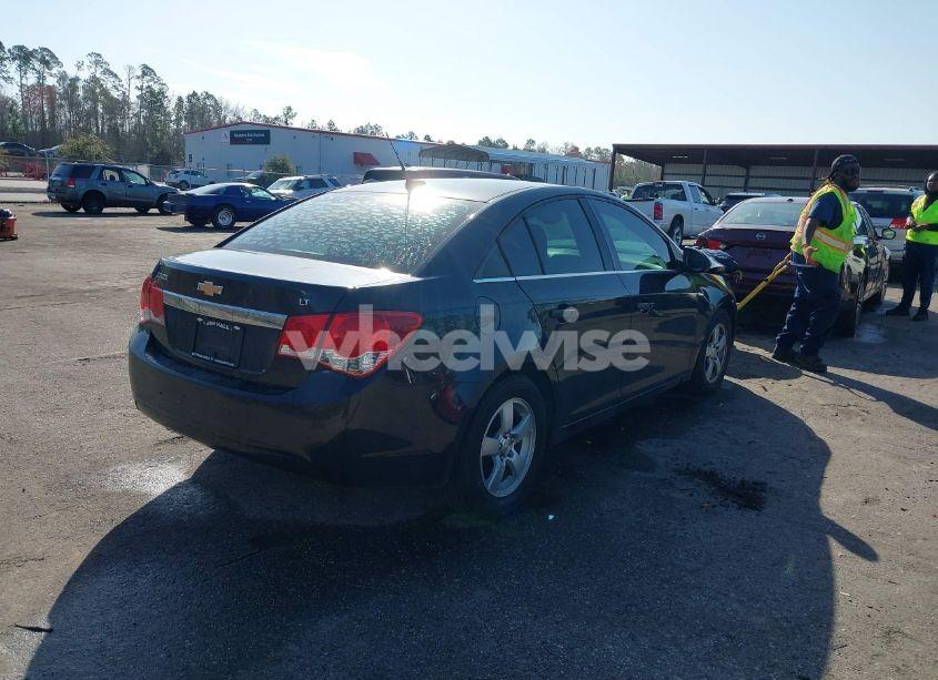 Photo 4 of 2014 Chevrolet Cruze 1LT AUTO (VIN 1G1PC5SB3E7356032)