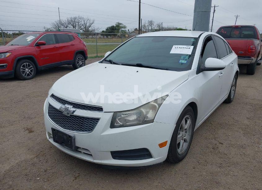 Photo 6 of 2014 Chevrolet Cruze 1LT AUTO (VIN 1G1PC5SB3E7357598)