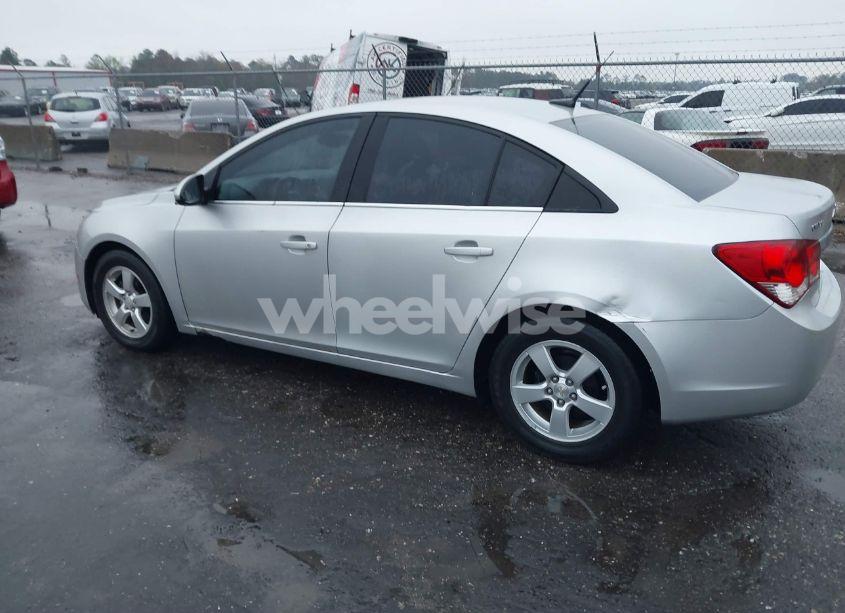 Photo 3 of 2014 Chevrolet Cruze 1LT AUTO (VIN 1G1PC5SB3E7358637)