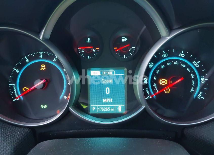 Photo 7 of 2014 Chevrolet Cruze 1LT AUTO (VIN 1G1PC5SB3E7358637)