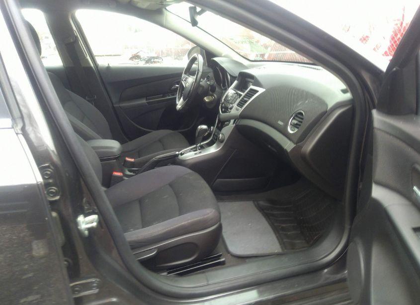 Photo 5 of 2014 Chevrolet Cruze 1LT AUTO (VIN 1G1PC5SB3E7369489)