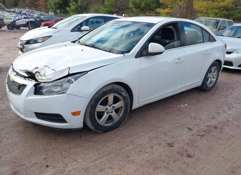 Photo 2 of 2014 Chevrolet Cruze 1LT AUTO (VIN 1G1PC5SB3E7379987)