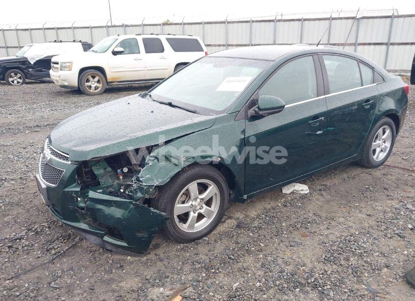 Photo 2 of 2014 Chevrolet Cruze 1LT AUTO (VIN 1G1PC5SB3E7397082)