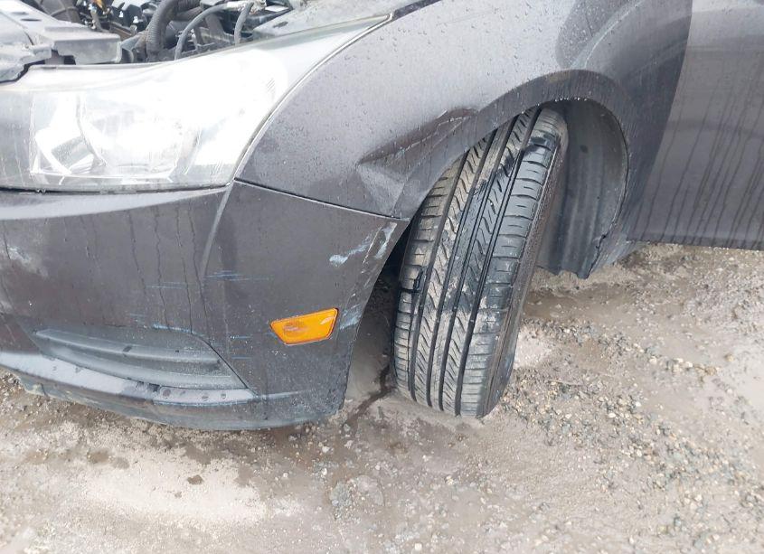 Photo 6 of 2014 Chevrolet Cruze 1LT AUTO (VIN 1G1PC5SB3E7397163)