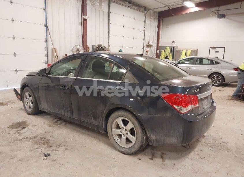 Photo 3 of 2014 Chevrolet Cruze 1LT AUTO (VIN 1G1PC5SB3E7407593)