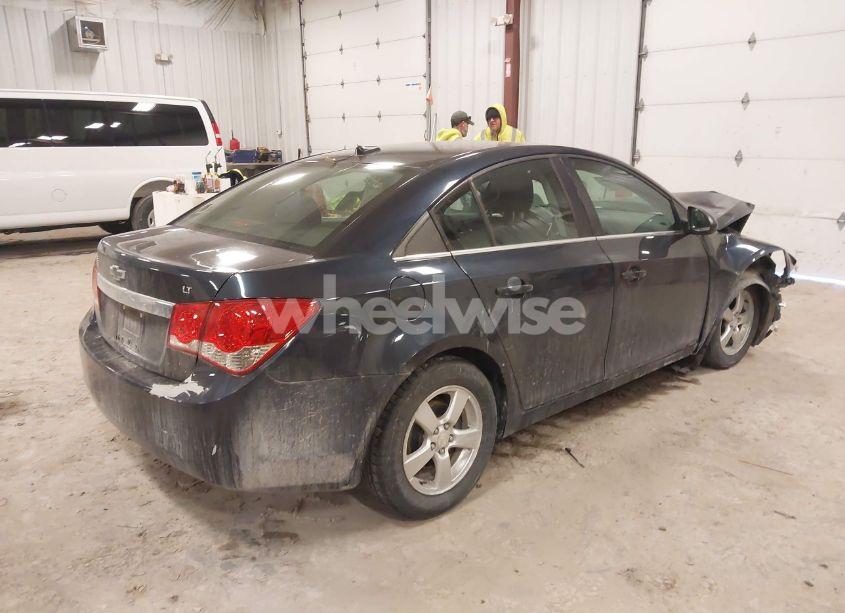 Photo 4 of 2014 Chevrolet Cruze 1LT AUTO (VIN 1G1PC5SB3E7407593)