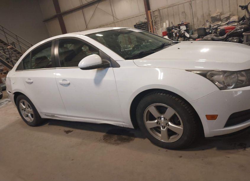 Photo 13 of 2014 Chevrolet Cruze 1LT AUTO (VIN 1G1PC5SB3E7413510)