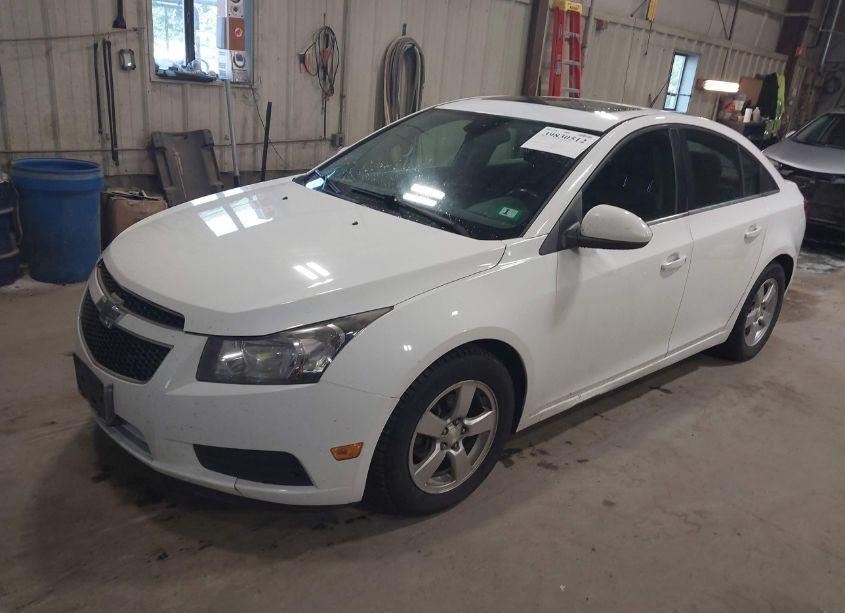Photo 2 of 2014 Chevrolet Cruze 1LT AUTO (VIN 1G1PC5SB3E7413510)