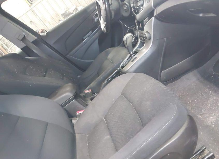 Photo 5 of 2014 Chevrolet Cruze 1LT AUTO (VIN 1G1PC5SB3E7413510)