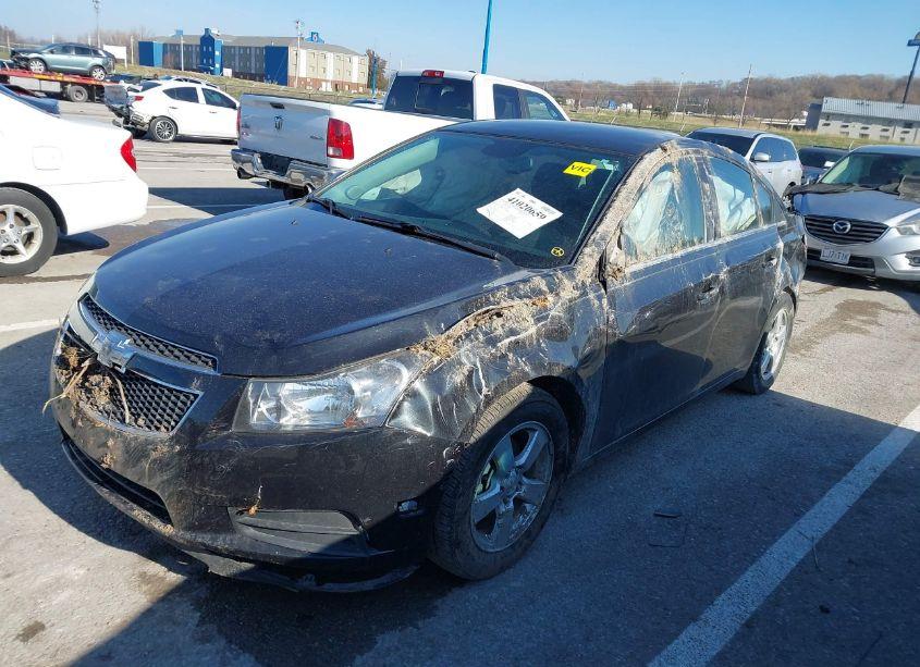 Photo 2 of 2014 Chevrolet Cruze 1LT AUTO (VIN 1G1PC5SB3E7416360)