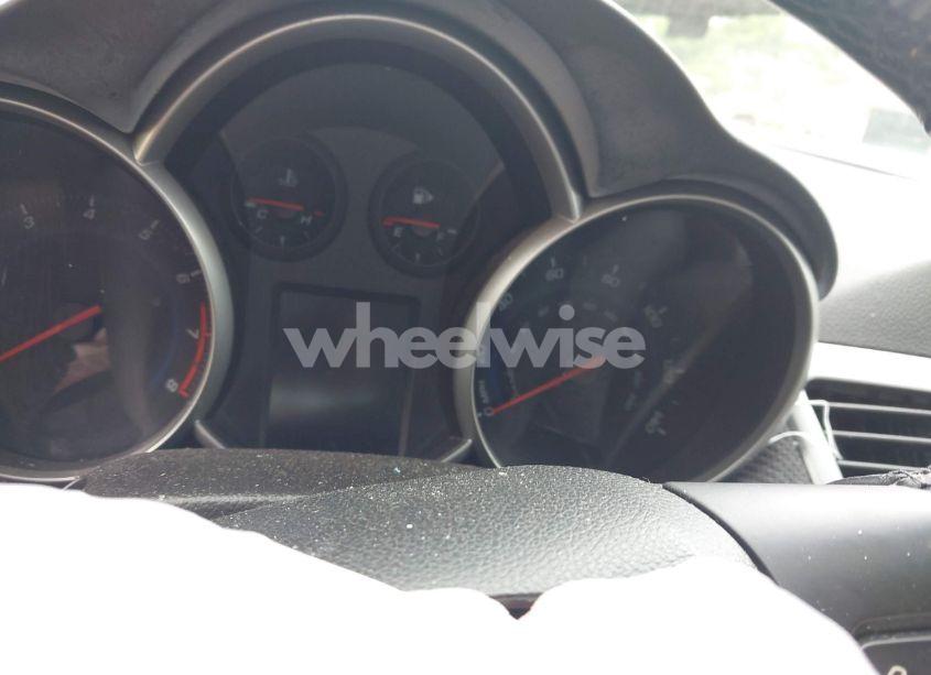 Photo 7 of 2014 Chevrolet Cruze 1LT AUTO (VIN 1G1PC5SB3E7419890)