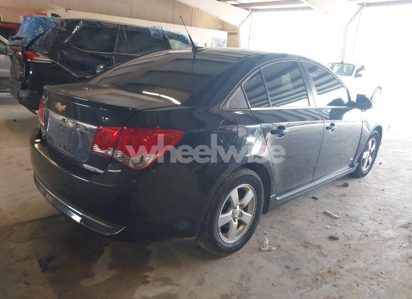 Photo 4 of 2014 Chevrolet Cruze 1LT AUTO (VIN 1G1PC5SB3E7429464)