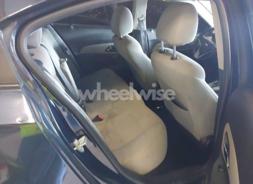 Photo 8 of 2014 Chevrolet Cruze 1LT AUTO (VIN 1G1PC5SB3E7429464)