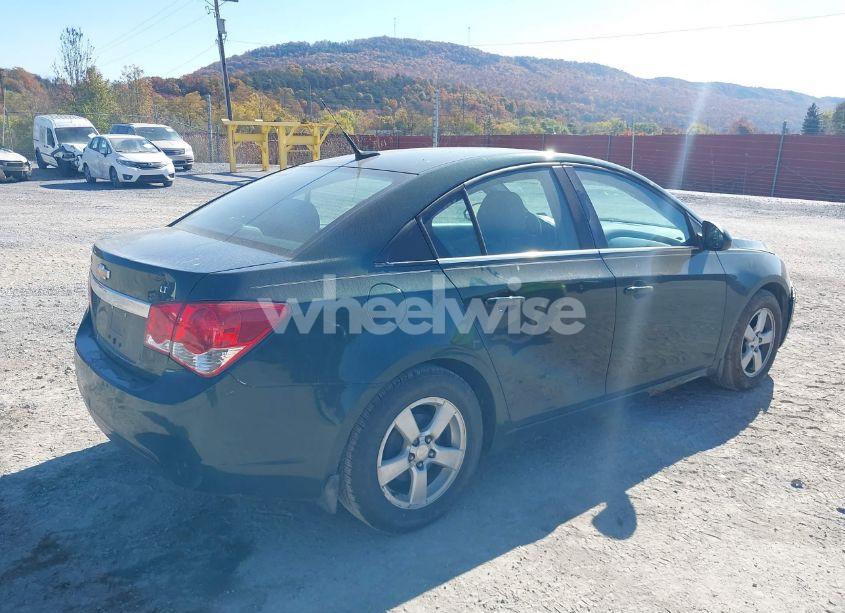 Photo 4 of 2014 Chevrolet Cruze 1LT AUTO (VIN 1G1PC5SB3E7445356)