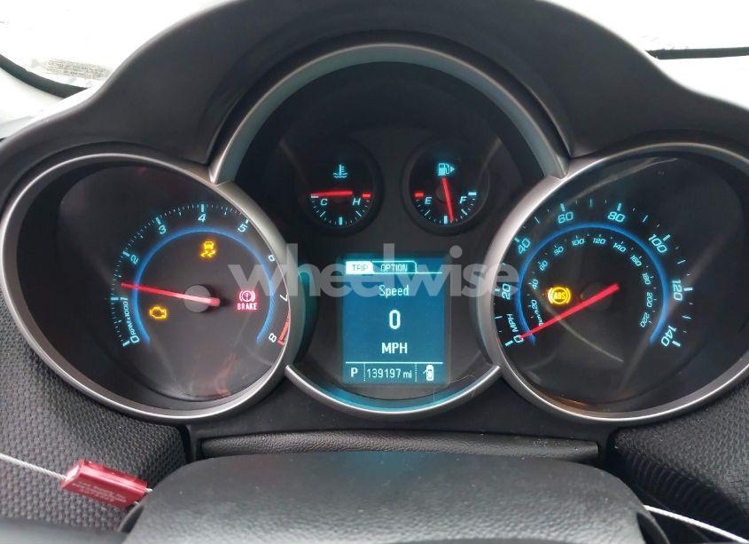 Photo 7 of 2014 Chevrolet Cruze 1LT AUTO (VIN 1G1PC5SB3E7460598)