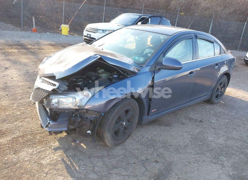 Photo 2 of 2014 Chevrolet Cruze 1LT AUTO (VIN 1G1PC5SB3E7464425)