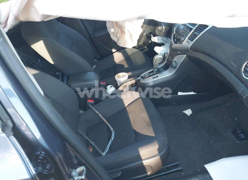 Photo 5 of 2014 Chevrolet Cruze 1LT AUTO (VIN 1G1PC5SB3E7464425)